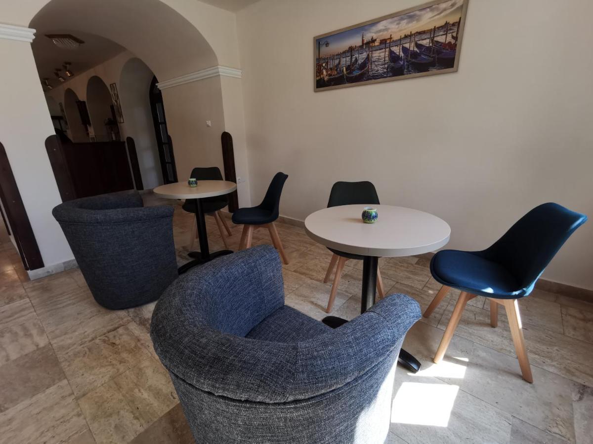 Gárdony Laguna Panzio المظهر الخارجي الصورة
